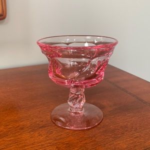 Jamestown Pink Champagne/Tall Sherbet Glass. 🌟VINTAGE🌟 ⭐️ 4 AVAILABLE ⭐️